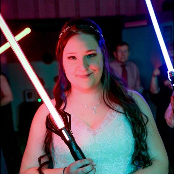 Meet your Posher, Karin - Picture 1 of 1